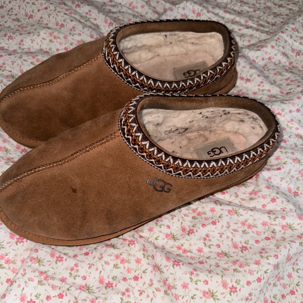 ugg tasman in chestnut